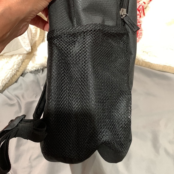 Case Logic computer backpack, never used - Picture 7 of 8